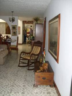 Vendo Excelente casa en Departamental- Ganga! Cali (Valle), Colombia