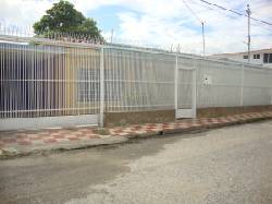 Venta de Cmoda Casa Ubicada al Oeste de la Ciudad de B barquisimeto, venezuela
