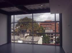 Oficina comercial en arriendo antiguo country s4371098 Bogot, Colombia