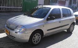 !!! Vendo o Permuto Renault Clio 2003 FE en Perfecto Es Bogota, Colombia
