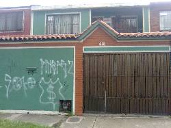  COMERCIAL. SOBRE AVENIDA BOYAC ENTRE AV. AMRICA BOGOTA, COLOMBIA