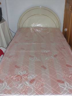 Cama sencilla en cedro mas colch�n semiortop�dico Bogota, Colombia