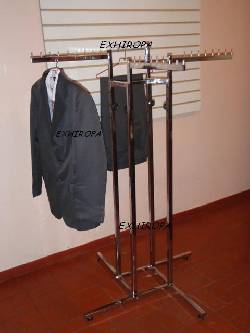 FABRICA DE EXHIBIDORES PARA ALMACENES DE ROPA  BOGOTA, COLOMBIA