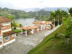 SE ALQUILA CASA FINCA EN EL PEOL ANT EL PENOL, COLOMBIA