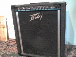 AMPLIFICDOR  PEAVEY KB 100 bogota, colombia