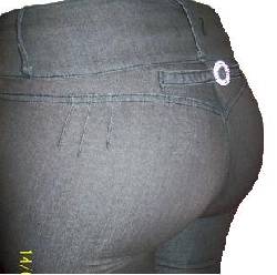 Jeans Levanta cola BOGOTA, COLOMBIA