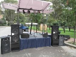 Escenario Movil / Tarima Movil / Tarima carro Bogota, Colombia