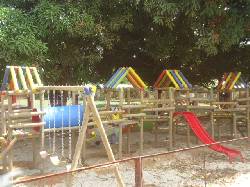 ECONOMICOS PARQUES INFANTILES Bogot, Colombia