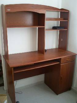 Vendo mesa para computador Cali, Colombia