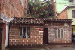 vendo casa lote medellin, colombia