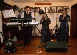 Saxofonista y Organista para Fiestas en Bogot Bogot, Colombia