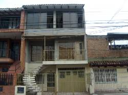 Vendo Casa en Atanasio Girardot  6/01/2012 Cali (Valle), Colombia