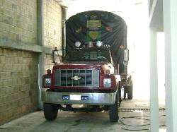 VENDO CAMION KODIAK SENCILLO MODELO 97 - ESTACAS Bogota, Colombia
