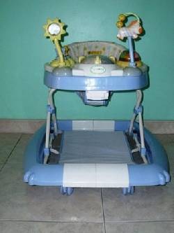 CAMINADOR CON 6 RUEDAS, PARA BEBE:   BOGOTA, COLOMBIA