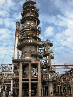 REFINERIA con CAPACIDAD 1000.000 BPD Bogota, Colombia