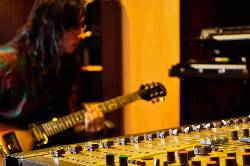 produccin musical en estudio profesional.  Bogot, Colombia