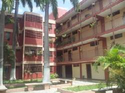Venta de Apartamento en los Crepsculos al Oeste de Bar barquisimeto, venezuela