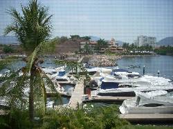 V-407 HERMOSA VILLA A UN COSTADO DE LA MARINA DE I jose azueta, mexico