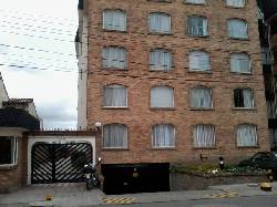 ID 660121052-2  Venta  de Apartamento Cedritos, Carrera Bogota, Colombia