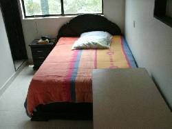Se Alquila aparta-estudio amoblado en Laureles. Medelln, Colombia