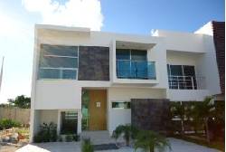 Preciosa casa residencial en excelente zona en Cancn Mexico, Mxico