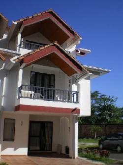 CASA ESQUINERA EN COJUNTO CERRADO Villavicencio, Colombia