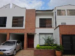 Vendo casa en condominio Tequendama Cali, Colombia