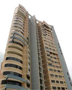 Sky Group ofrece apartamento en venta Valencia, Venezuela