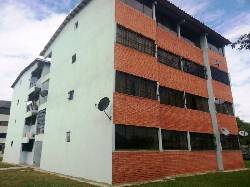 Sky Group ofrece apartamento en Morro II San Diego Valencia, Venezuela