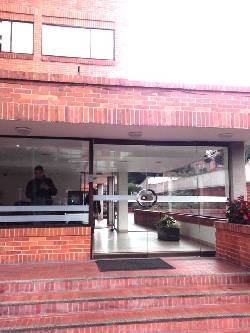  CONSULTORIO EN ARRIENDO SANTA BARBARA ID-8121 Bogot, Colombia