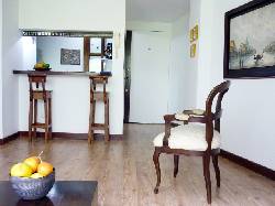 APARTA-ESTUDIO EN ARRIENDO ROSALES S-437-1026 Bogot, Colombia