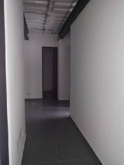 Oficina comercial en arriendo antiguo country s4371094 Bogot, Colombia