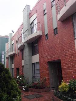 se vende casa en suba campia 432-123 BOGOTA, COLOMBIA