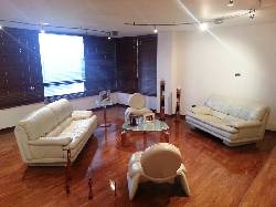Sky Group Ofrece apartamento en Res. Isla Coral, El Par Valencia, Venezuela