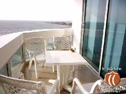 ARRIENDO COMODO APARTAMENTO FRENTE AL MAR EN CARTAGENA cartagena, Colombia