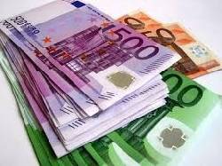   Ayude a la persona en necesidad de dinero madrid, espana