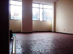 Se vende casa comercial  en Bolivia 432-111 BOGOTA, COLOMBIA