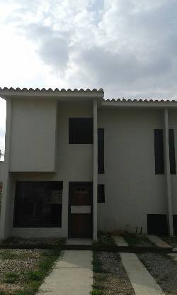Sky Group Vende Town House en Ciudad Alianza San Diego, Venezuela
