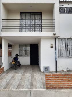 ALQUILO EXCELENTE CASA EN BARRIO OASIS DE LA ITALIA EN  Palmira, Colombia