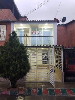 ALQUILO EXCELENTE CASA EN PALMIRA. palmira , Colombia