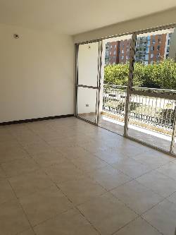 SE ALQUILA APARTAMENTO EN CR. PORTAL DE LA ALAMEDA 2. Cali, Colombia