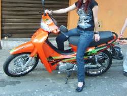 AKT 110 SPECIAL NARANJADA, PERSONALIZADA MEDELLIN, COLOMBIA