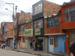 exelente ubiacion comercial bogota, colombia