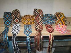 Vendo Bolsos con correas en tejido macram Yotoco, Colombia