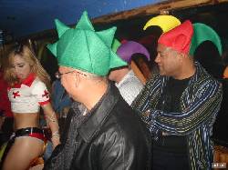 conejitas peruanas EN CAMISETAS MOJADAS SHOWS HOT  lima, peru
