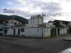 Vendo casa en el mejor punto comercial de merida merida, venezuela