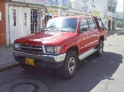 CAMIONETA 4X4 DOBLE CABINA Bogota, Colombia