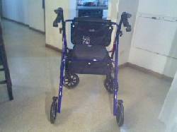 VENDO SILLA CAMINADORA MARCA MEDELLIN, COLOMBIA