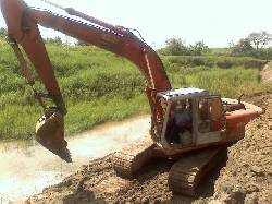 RENTO RETROEXCAVADORA EX200 Cali, Colombia