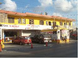 VENDO EDIFICIO CON LOCALES Y DEPARTAMENTOS CANCUN, MXICO